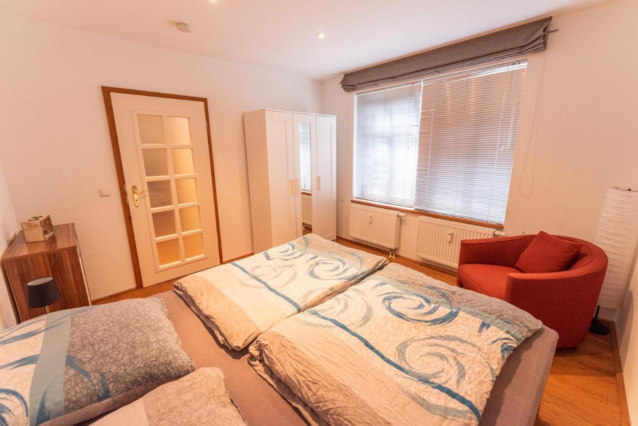 Designer Unterkunft In 15. Jahrhundert Altbau 75 M² Fuer Max. 4 Personen Apartment Eltville am Rhein Luaran gambar