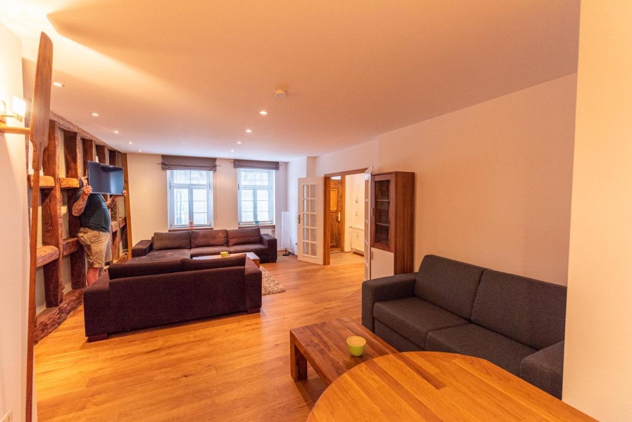Designer Unterkunft In 15. Jahrhundert Altbau 75 M² Fuer Max. 4 Personen Apartment Eltville am Rhein Luaran gambar