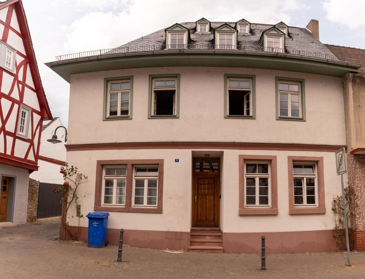 Designer Unterkunft In 15. Jahrhundert Altbau 75 M² Fuer Max. 4 Personen Apartment Eltville am Rhein Luaran gambar