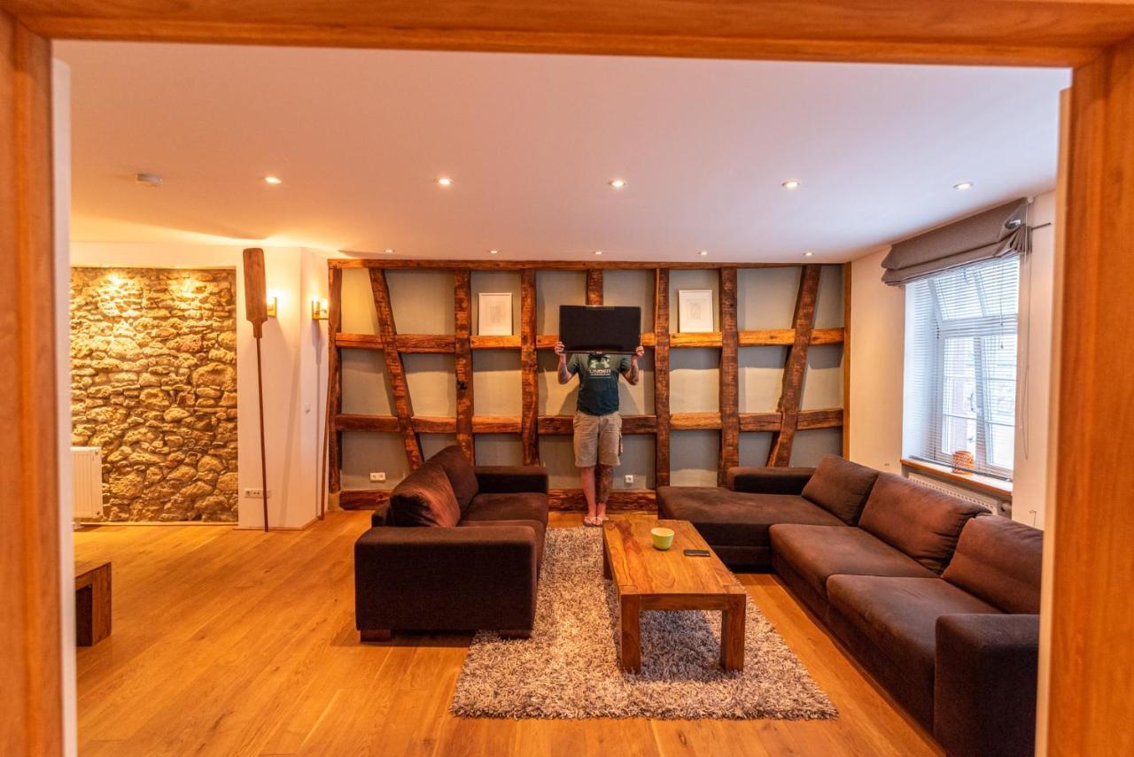 Designer Unterkunft In 15. Jahrhundert Altbau 75 M² Fuer Max. 4 Personen Apartment Eltville am Rhein Luaran gambar