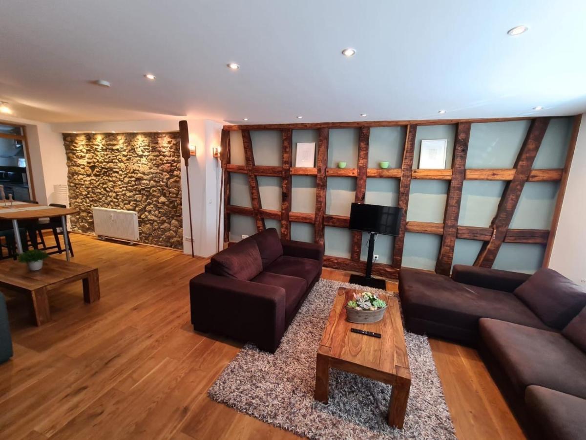 Designer Unterkunft In 15. Jahrhundert Altbau 75 M² Fuer Max. 4 Personen Apartment Eltville am Rhein Luaran gambar